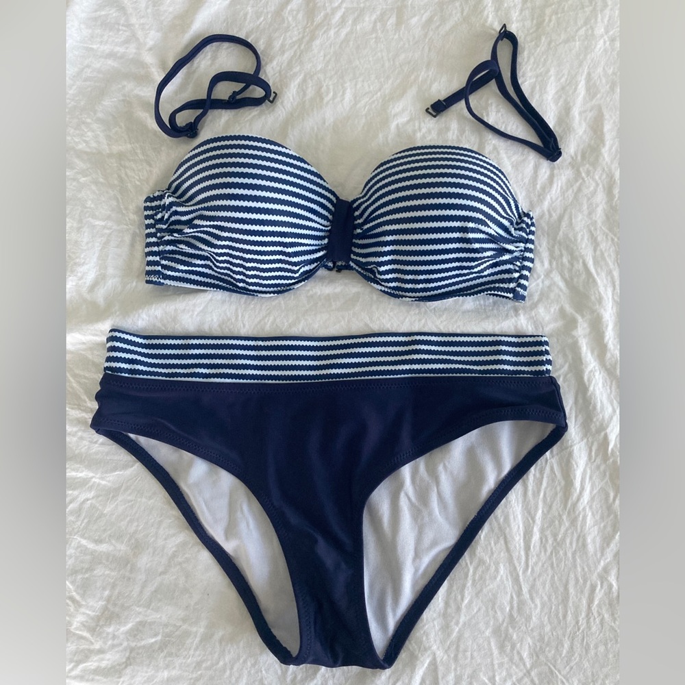 Strapless 2 piece Bikini in Navy Blue & stripes Size M New